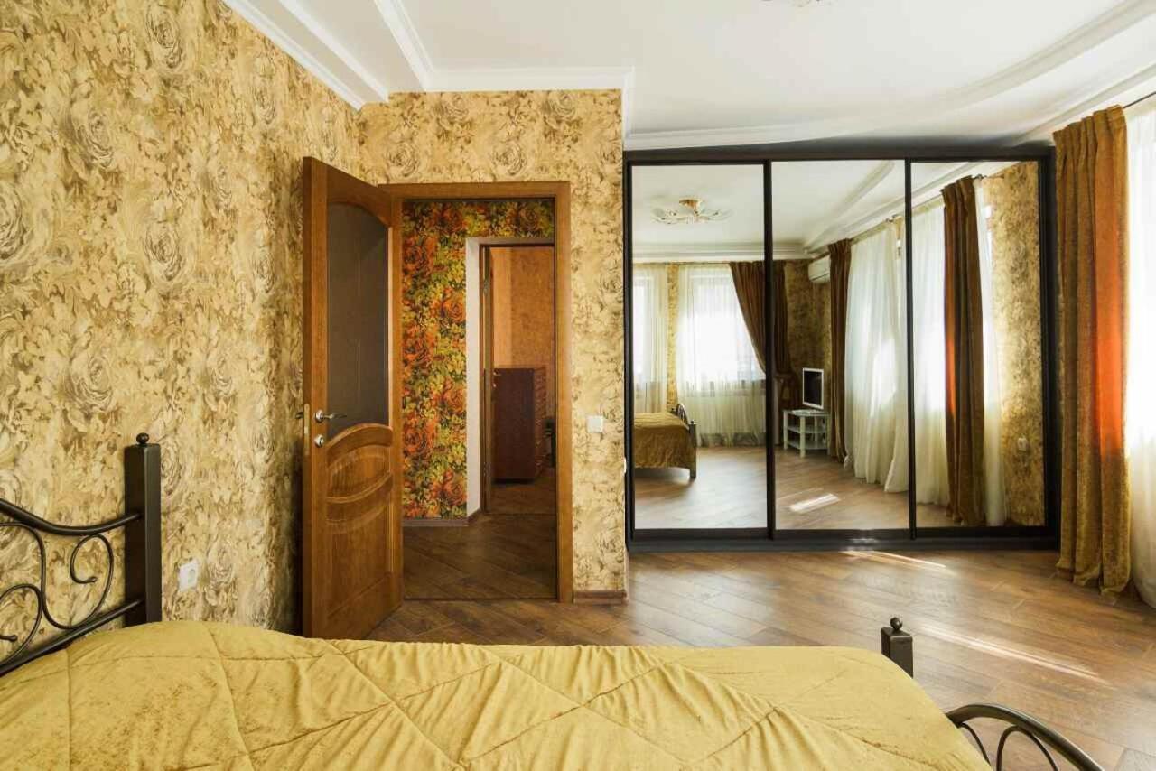 Apartment In Deribasovskay Street 20 Odessa Eksteriør billede
